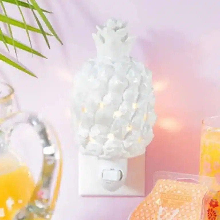 Mini-réchaud Scentsy Queen Pineapple NOUVEAU €19, Maison & Meubles, Accessoires pour la Maison | Autre, Enlèvement ou Envoi, Neuf