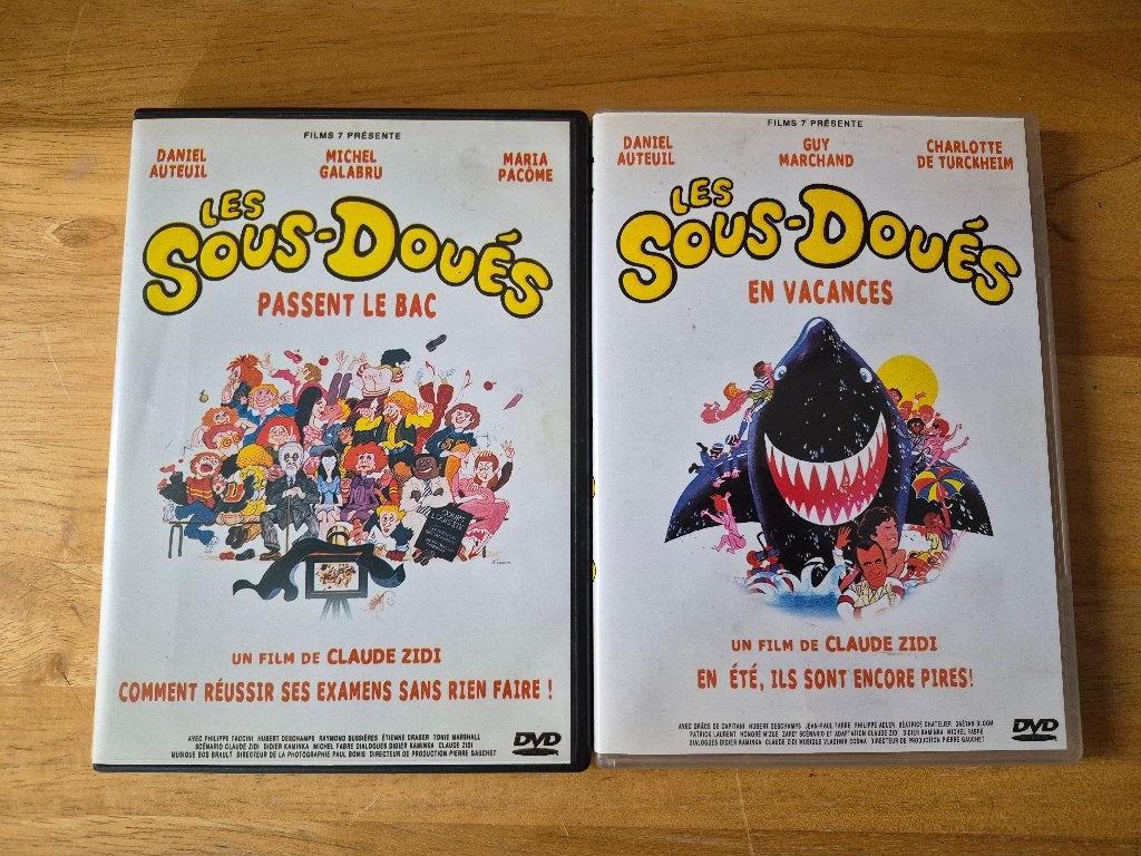 Lot DVD intégrale Les Sous-Doués, CD & DVD, Enlèvement, Français, Autres genres