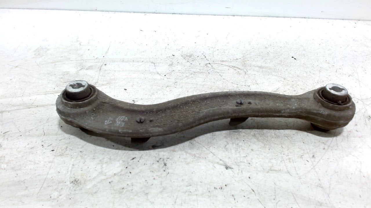 Draagarm rechts achter boven Land Rover Velar, Auto-onderdelen, Onderdelen@venauto.nl, Van der Ven Autorecycling B.V., Ettenseweg 76, 4706 PB Roosendaal, The Netherlands