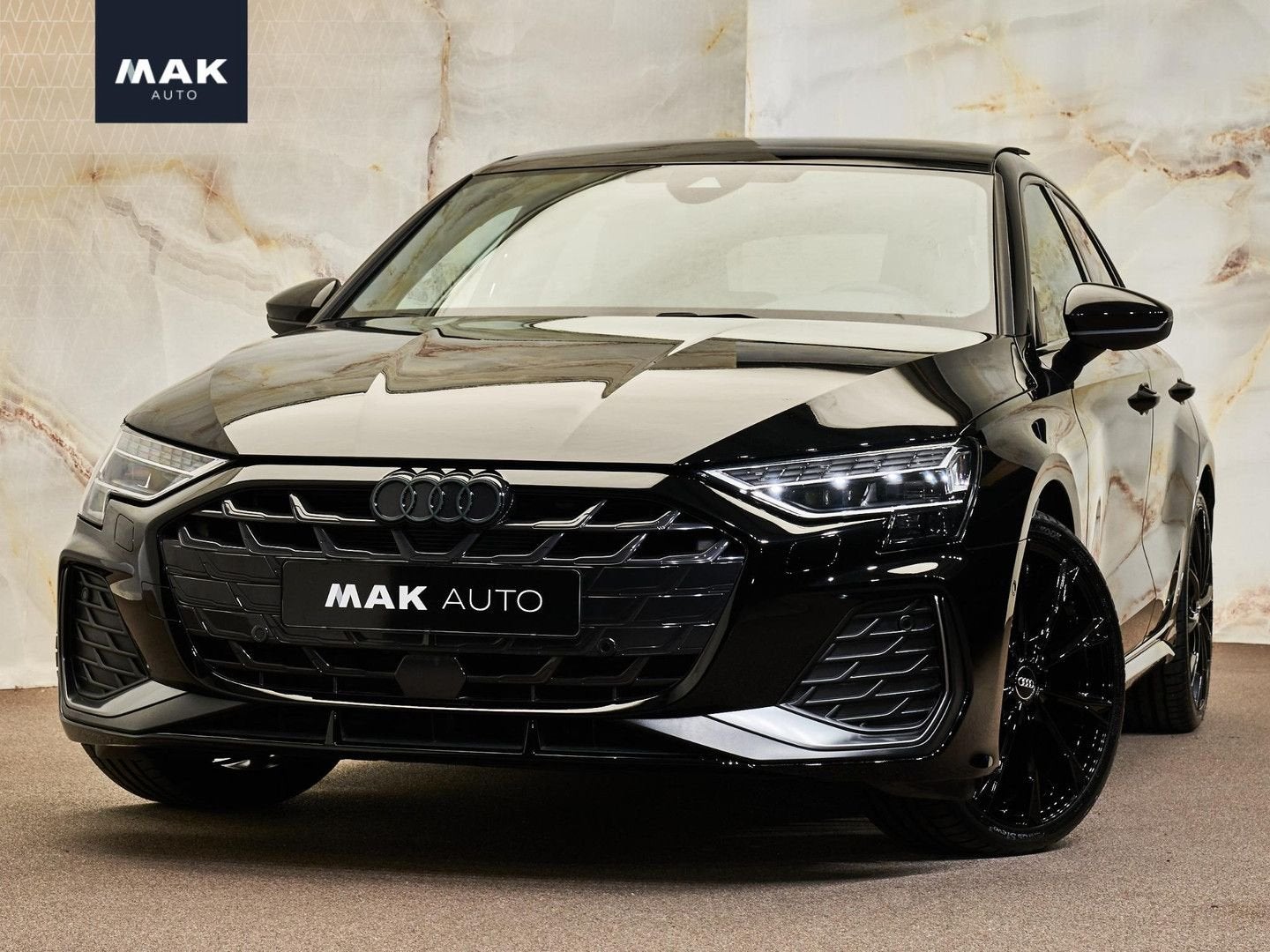 Audi A3 Sportback 35 TFSI S Edition , 19'', pano, SONOS, mat, Auto's, Automaat, Zwart, Zwart, Bedrijf