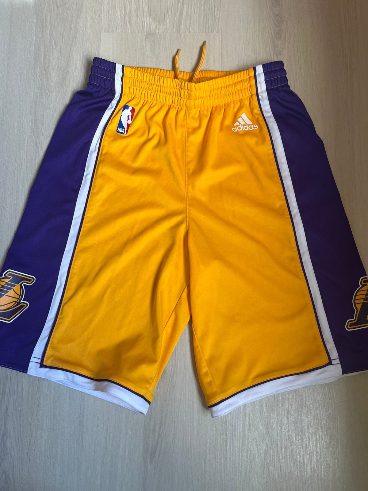 Nba basketshort maatje 152, Kinderen en Baby's, Kinderkleding | Maat 152, Ophalen