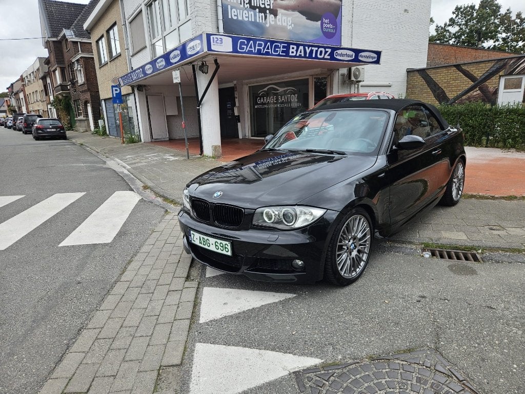 Bmw118i cabrio Mpack 172.000km nieuwe koppeling + ketting, Autos, Cuir, Achat, Entreprise, Boîte manuelle