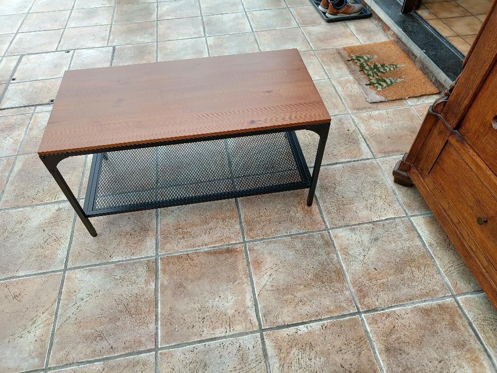 Salontafel Ikea FJÄLLBO, Maison & Meubles, Tables | Tables de salon, Métal, Moins de 50 cm, 50 à 100 cm, Comme neuf