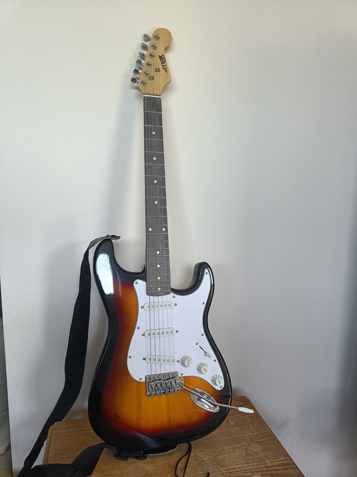 2 elektrische gitaren, Musique & Instruments, Instruments à corde | Guitares | Électriques, Enlèvement