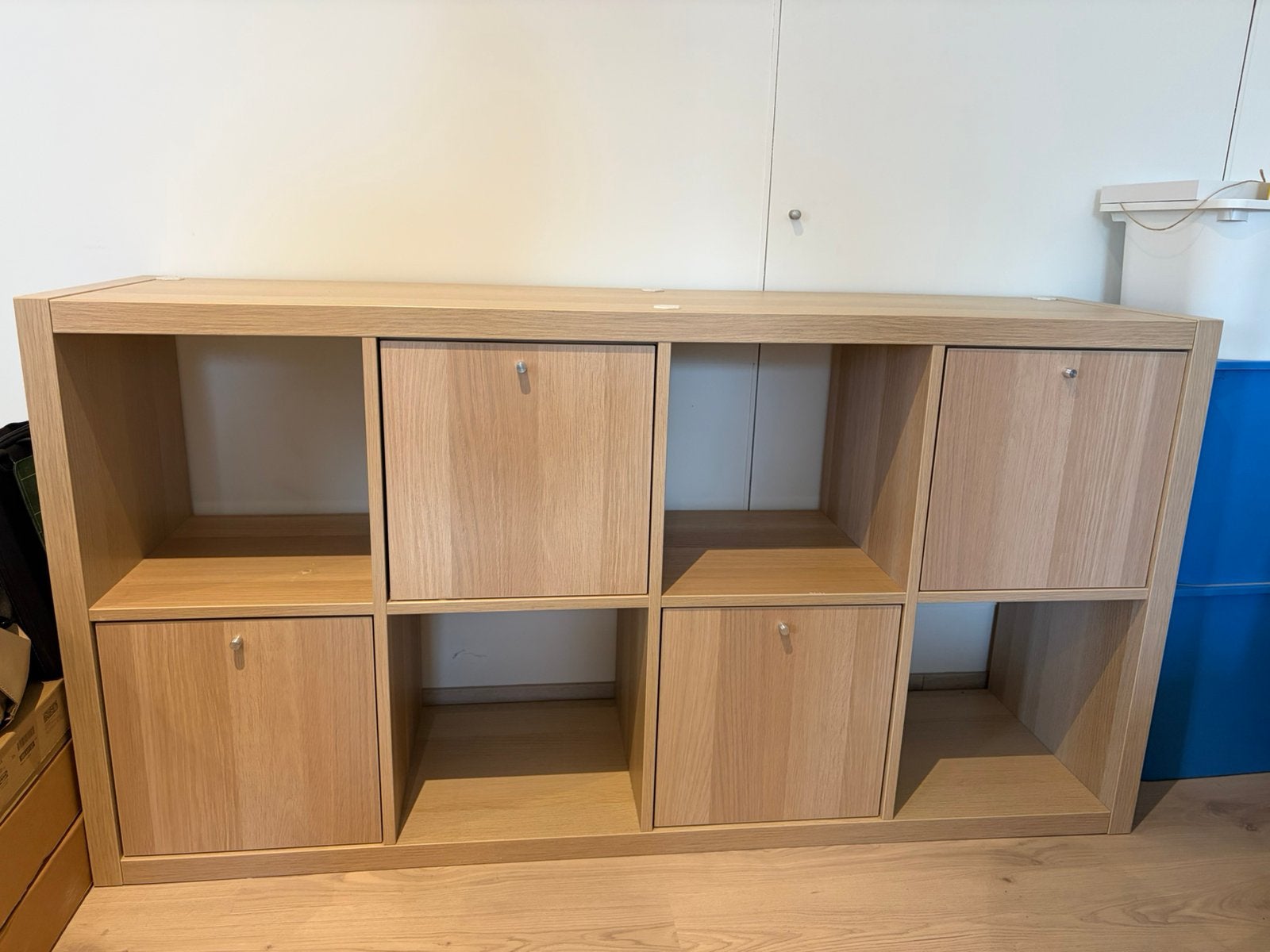 Kallax kast 8 vakken, wit gelazuurd eikeneffect + 4 deurtjes, Maison & Meubles, Armoires | Mobilier de télévision, Enlèvement