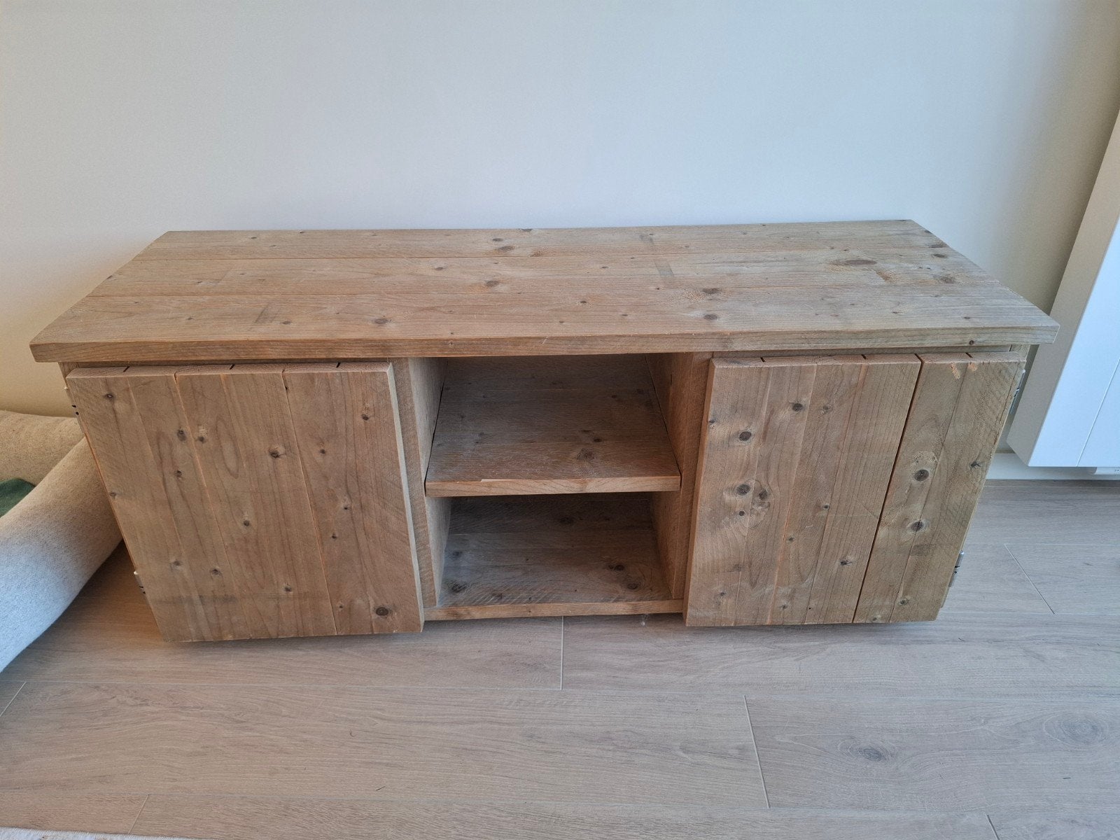 Steigerhouten tv-meubel, Ophalen, Gebruikt, 100 tot 150 cm, Minder dan 100 cm