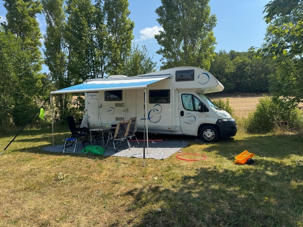 McLouis Lagan M700 Mobilhome | Camper | 2x Airco | Stapelbed, Alkoof, Ringverwarming, Fiat, Treinzit