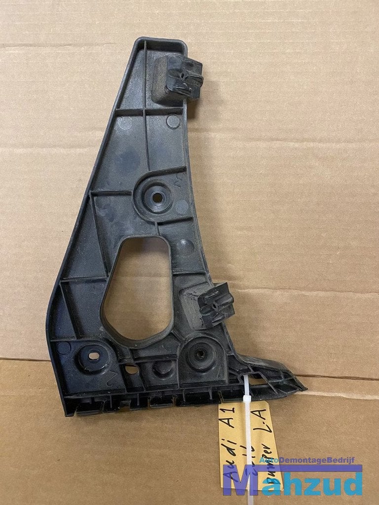 AUDI A1 Sportback Links achter bumper steun 2011-2018, Autos : Pièces & Accessoires, Arrière, Pare-chocs, AUDI AG, Auto-Union-Strasse 1
85045  Ingolstadt, DE