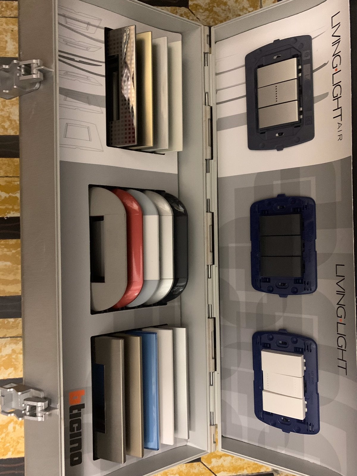Bticino living light, Ophalen, Nieuw