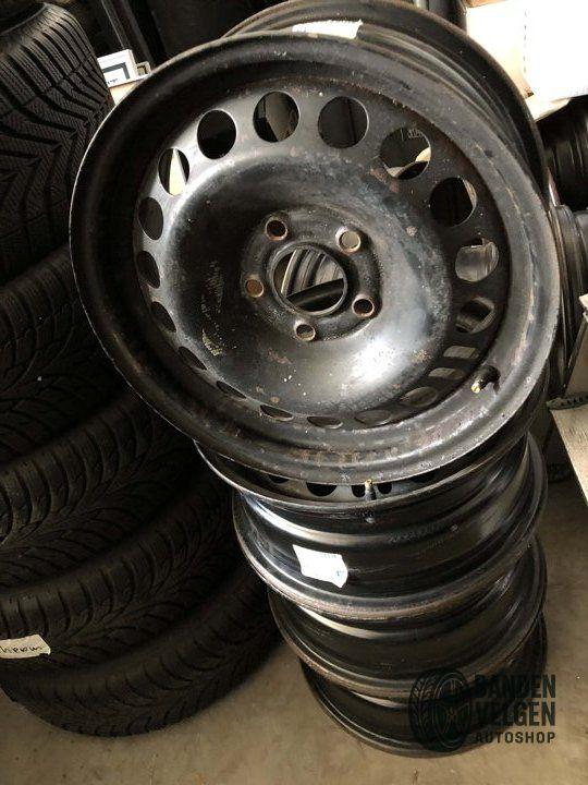 4 x Velgen Opel Meriva B Astra H Vectra C Zafira  Steek 5 x, Auto-onderdelen, Banden en Velgen, Gebruikt, 15 inch, Velg(en), -