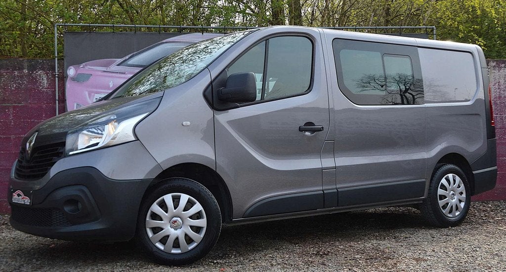 Renault Trafic 1.6dCi Energy Twin Turbo 5PL NAV CAM 91.704KM, Autos, Argent ou Gris, Achat, Euro 6, Entreprise