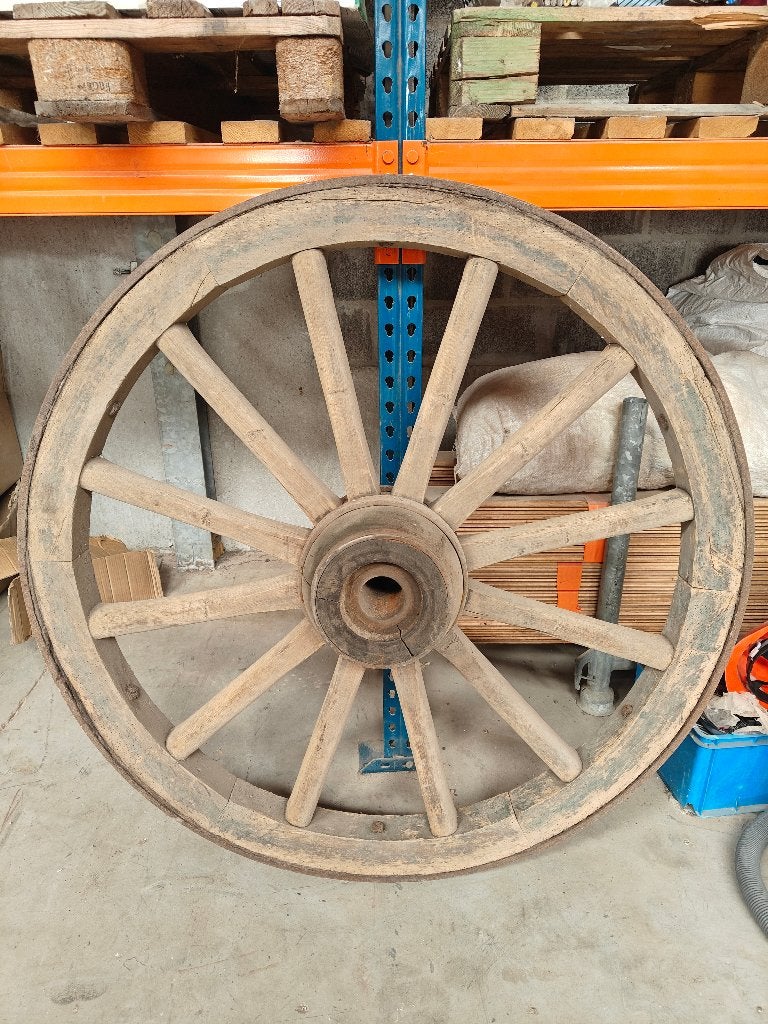 Oude koetswielen, Enlèvement, Utilisé