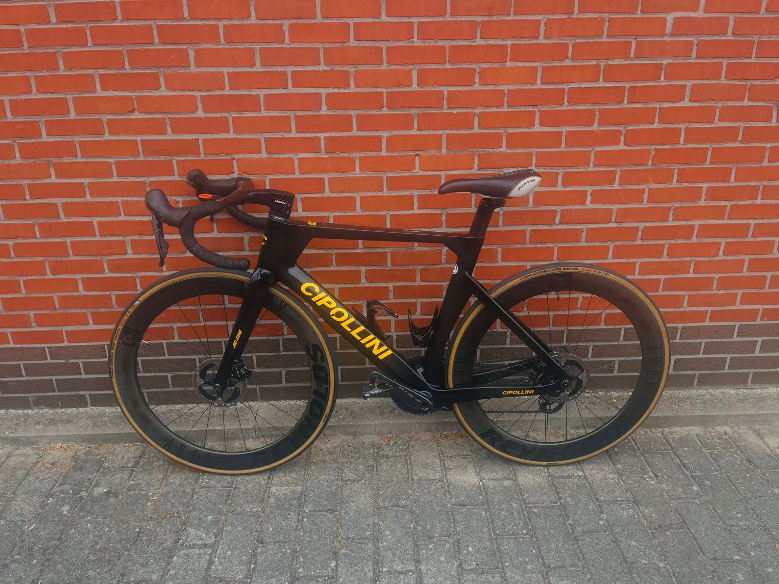 Cipollini ad.one, Ophalen, Zo goed als nieuw