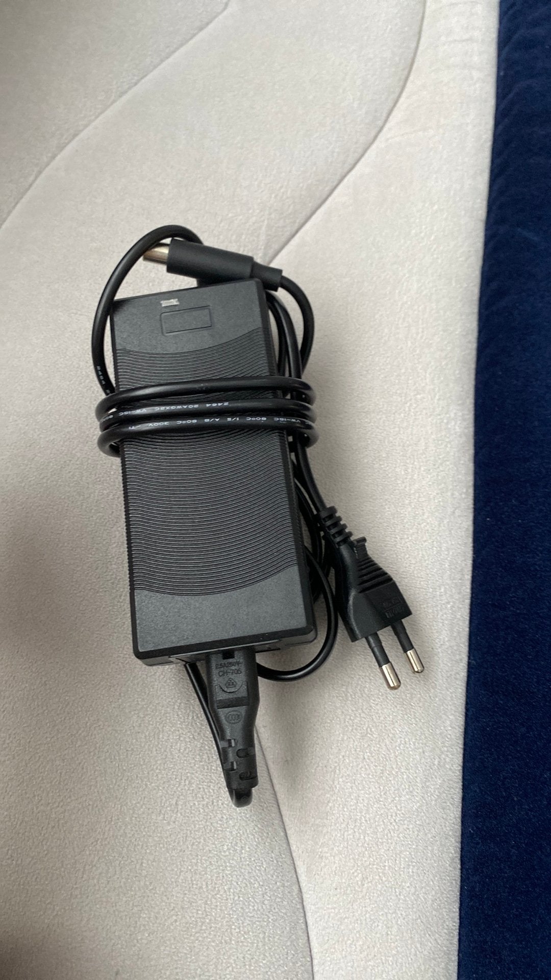 Chargeur trotinette electric, Enlèvement, Comme neuf