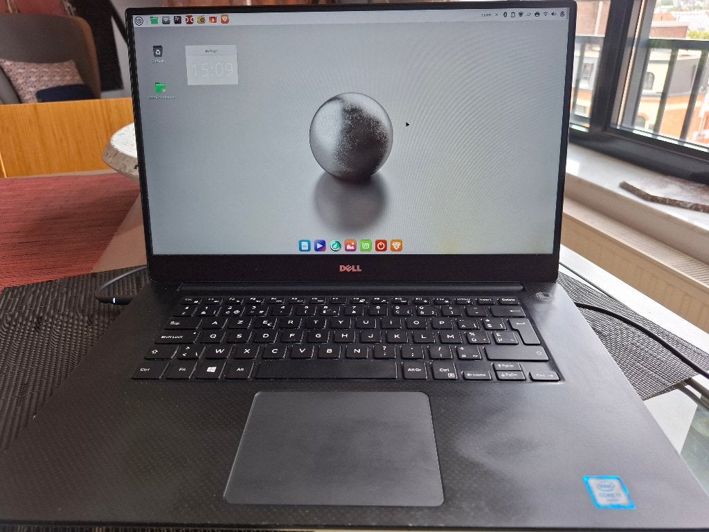 Dell XPS 15+ Linux Mint Cinnamon-laptop, Computers en Software, Windows Laptops, Gebruikt, 2 tot 3 Ghz, Core i7, Dell