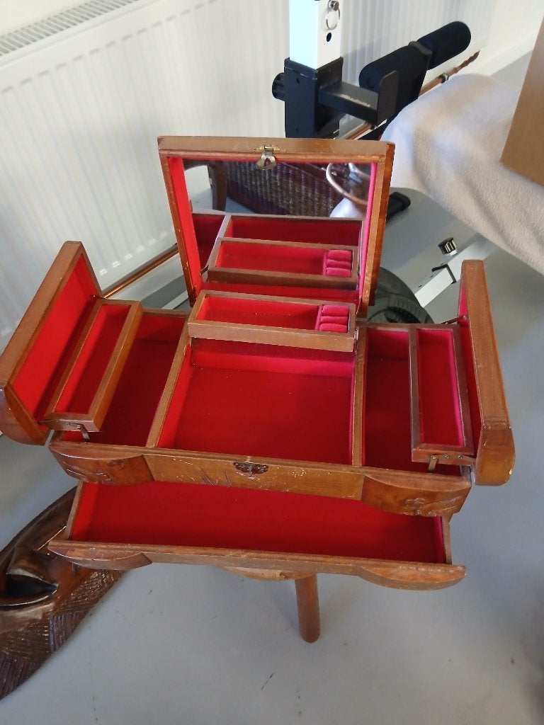 juwelen- naaikistje, Ophalen, Zo goed als nieuw, Eikenhout