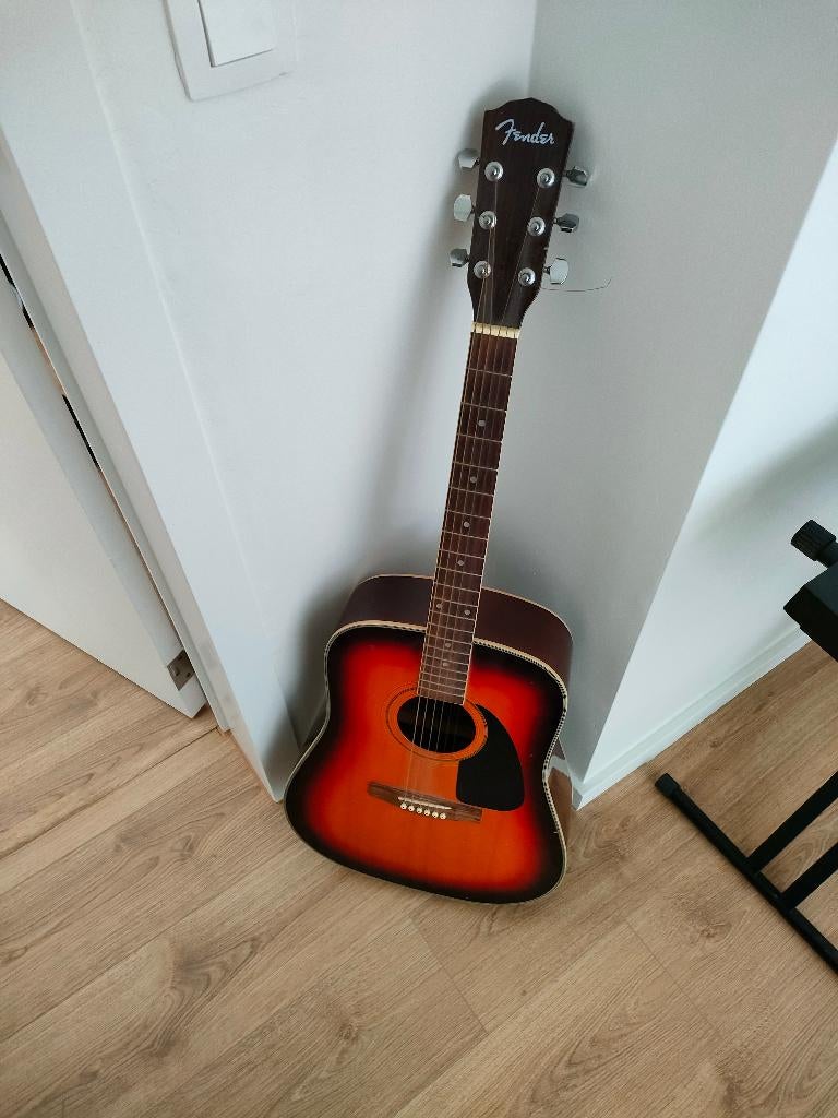 Fender gitaar, Muziek en Instrumenten, Snaarinstrumenten | Gitaren | Elektrisch, Ophalen, Zo goed als nieuw, Fender