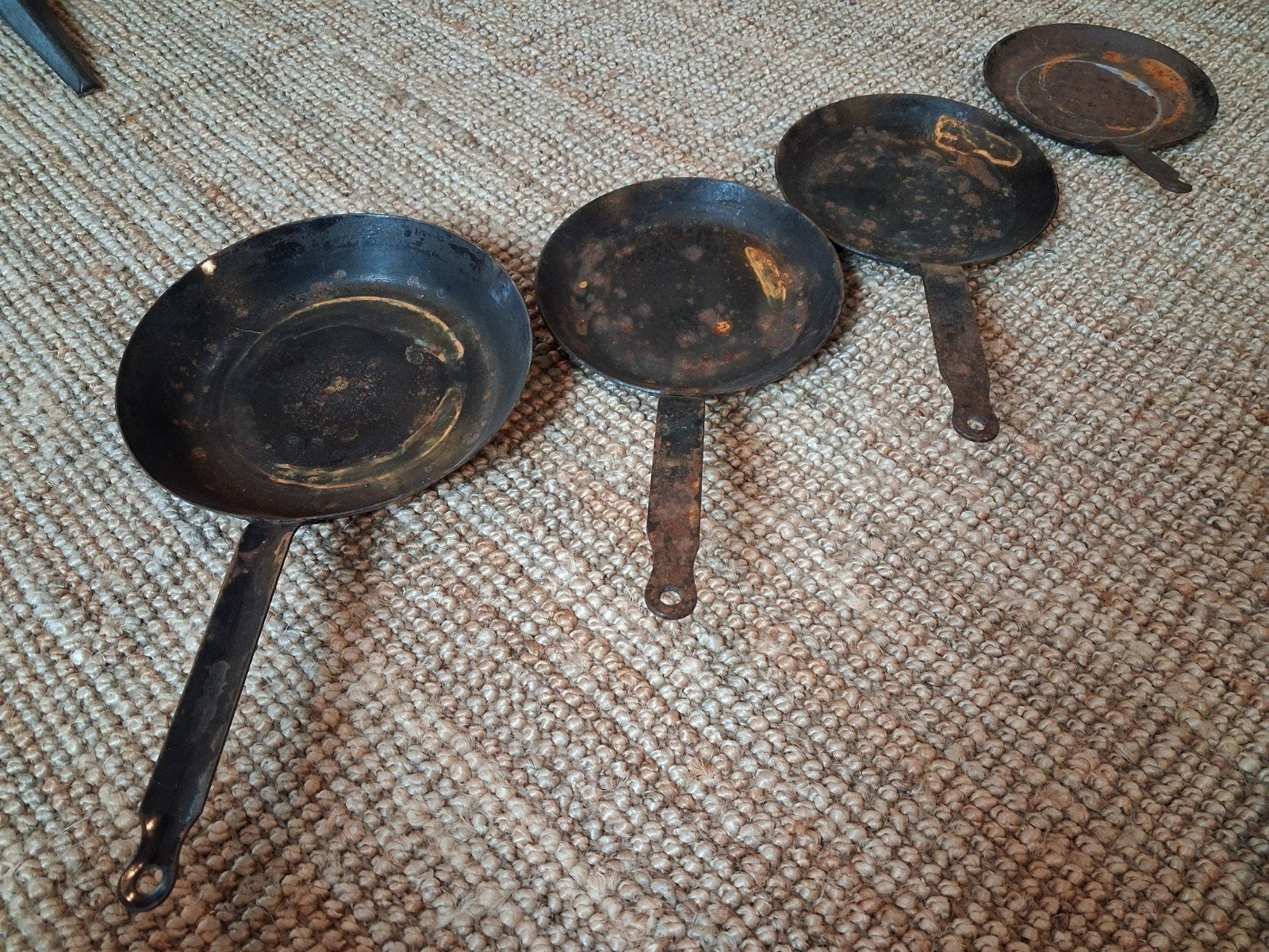 4 fixateurs de casseroles en acier, Enlèvement ou Envoi