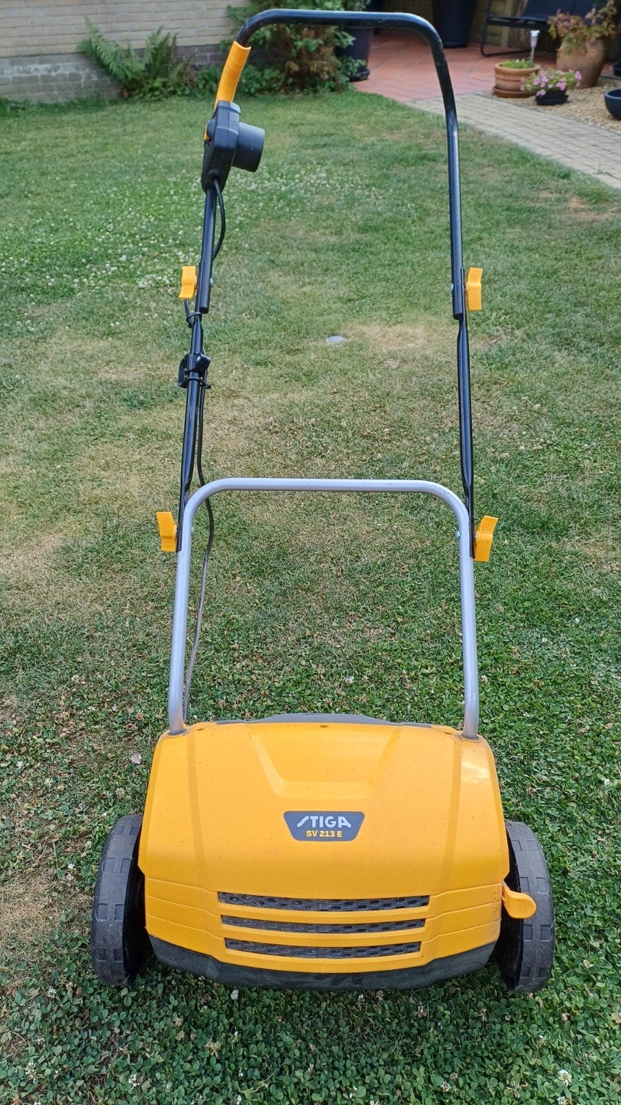 verticuteer machine Stiga, Jardin & Terrasse, Scarificateurs, Enlèvement, Utilisé, Électrique, Stiga