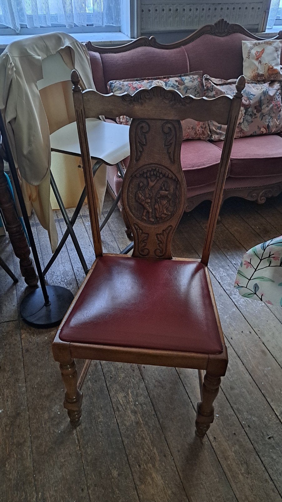 Chaise ancienne, Enlèvement