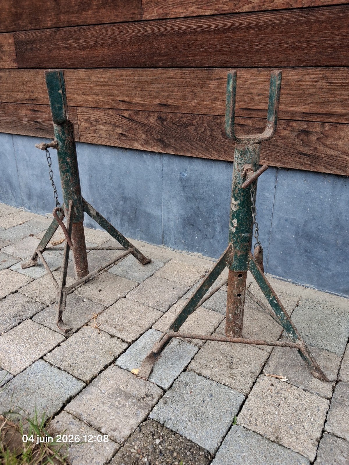 Trépied, Bricolage & Construction, Enlèvement
