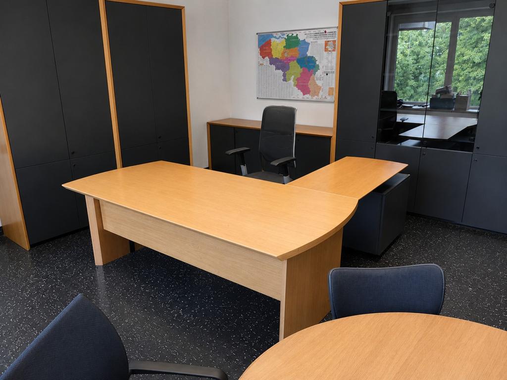 Superbe Bureau de direction, Articles professionnels, Aménagement de Bureau & Magasin | Mobilier de bureau & Aménagement, Bureau