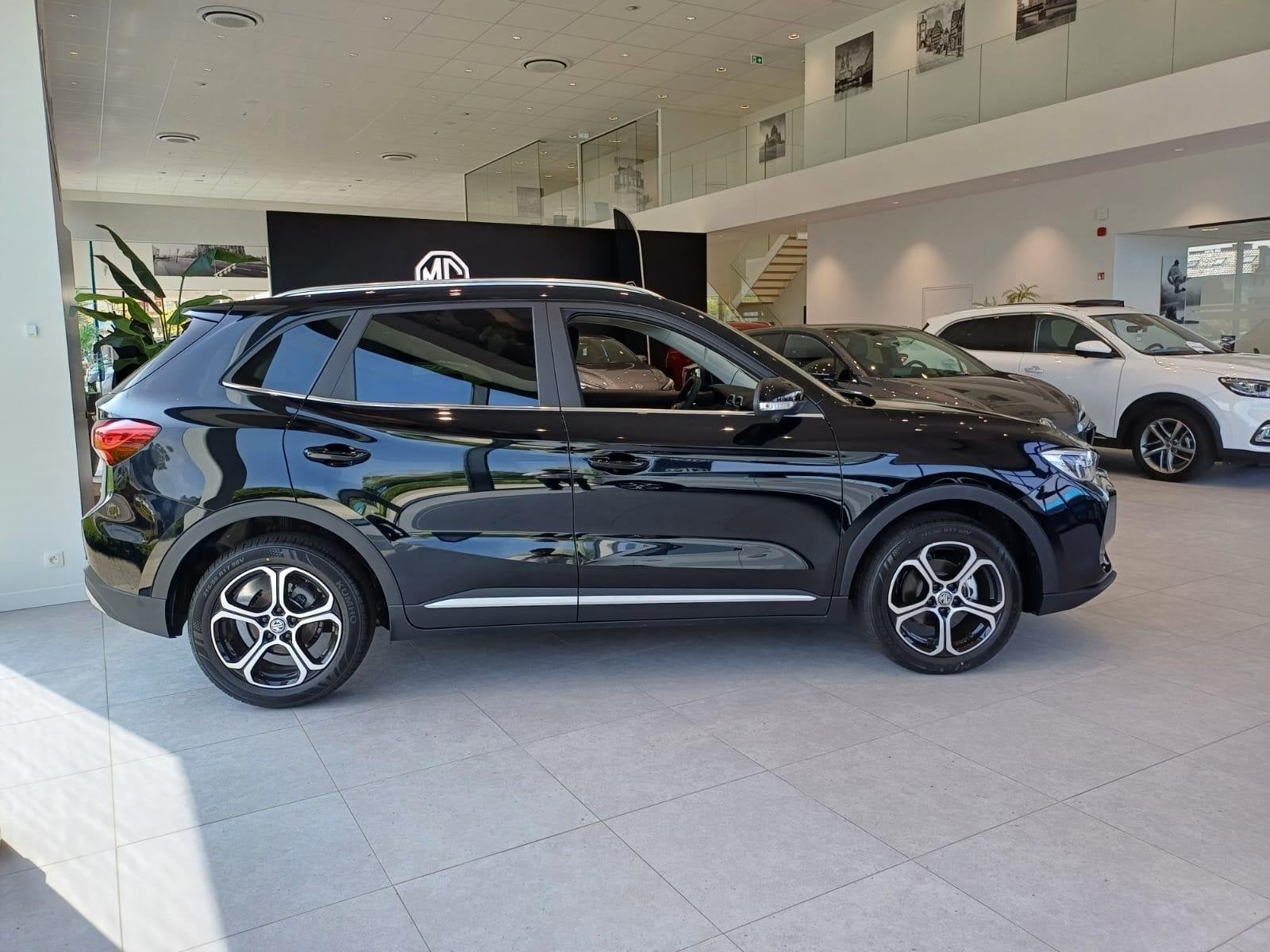 MG ZS 1.5 Comfort, Autos, Neuf, Achat, Entreprise, Noir
