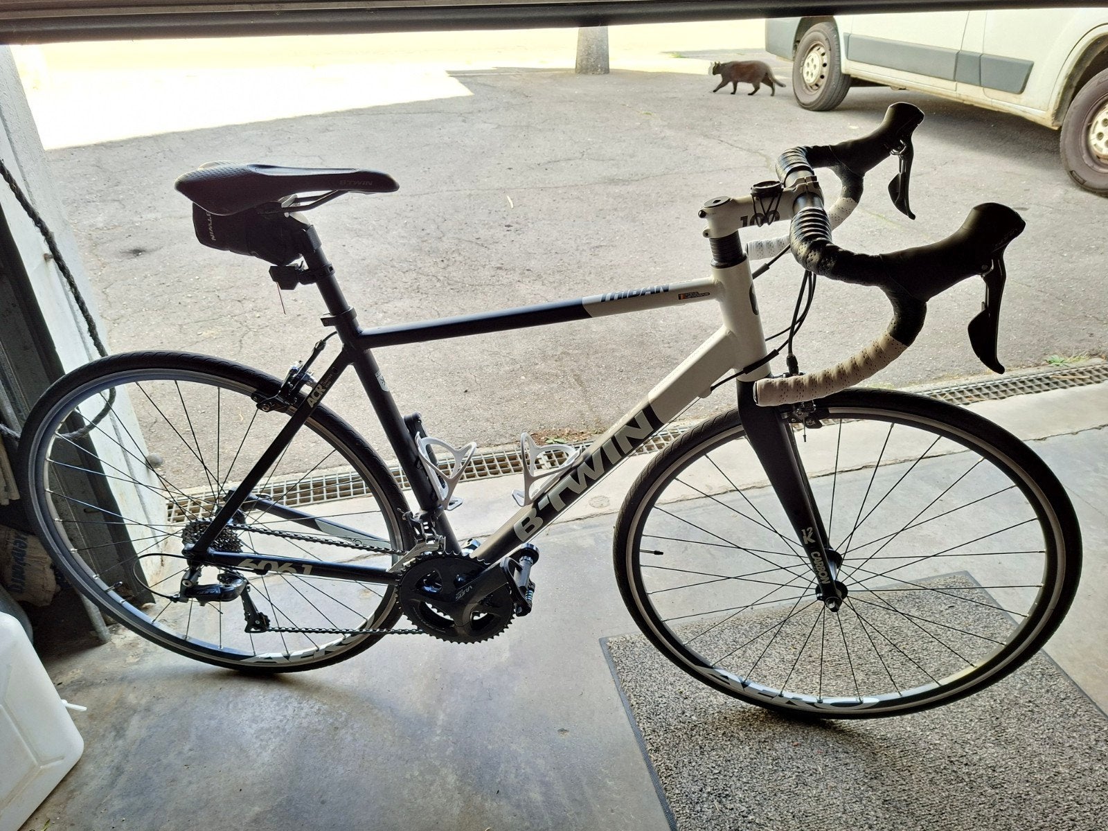 velo de route triban 520 + roue fulcrum, Enlèvement, Comme neuf, Frein sur jante, Autres marques