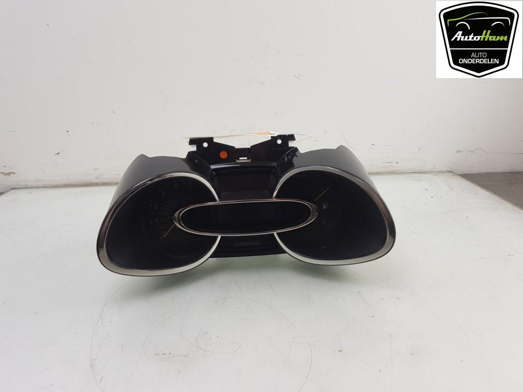COCKPIT Renault Clio IV (5R) (01-2012/08-2021), Auto-onderdelen, Gebruikt, Renault