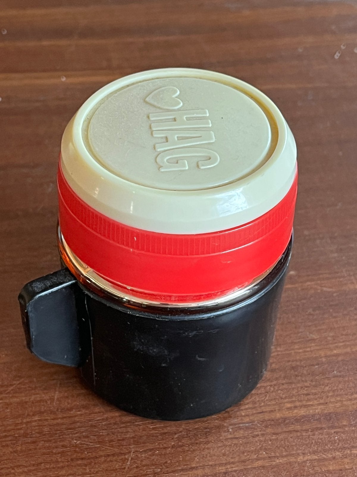 thermosbeker voor espresso HAG, Ophalen