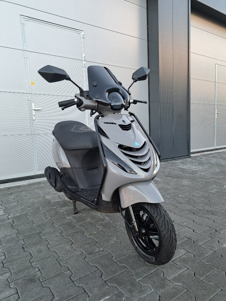 Piaggio Zip 4T A-klasse Nardo Grey | Full Led | Garantie  ✅, Ophalen of Verzenden, Zo goed als nieuw