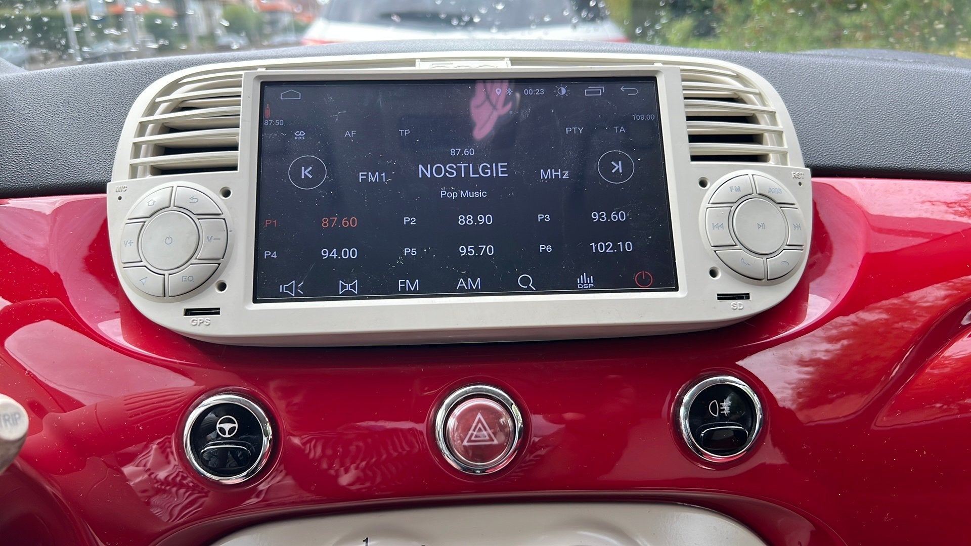 Fiat 500 autoradio, Auto diversen, Ophalen of Verzenden, Zo goed als nieuw