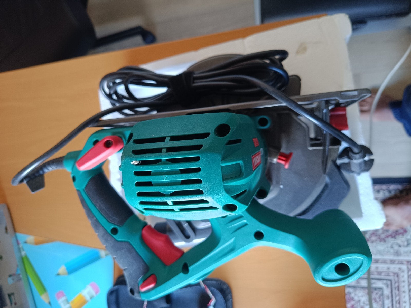 scie circulaire, 1200 watts ou plus, Comme neuf, Enlèvement, Scie circulaire