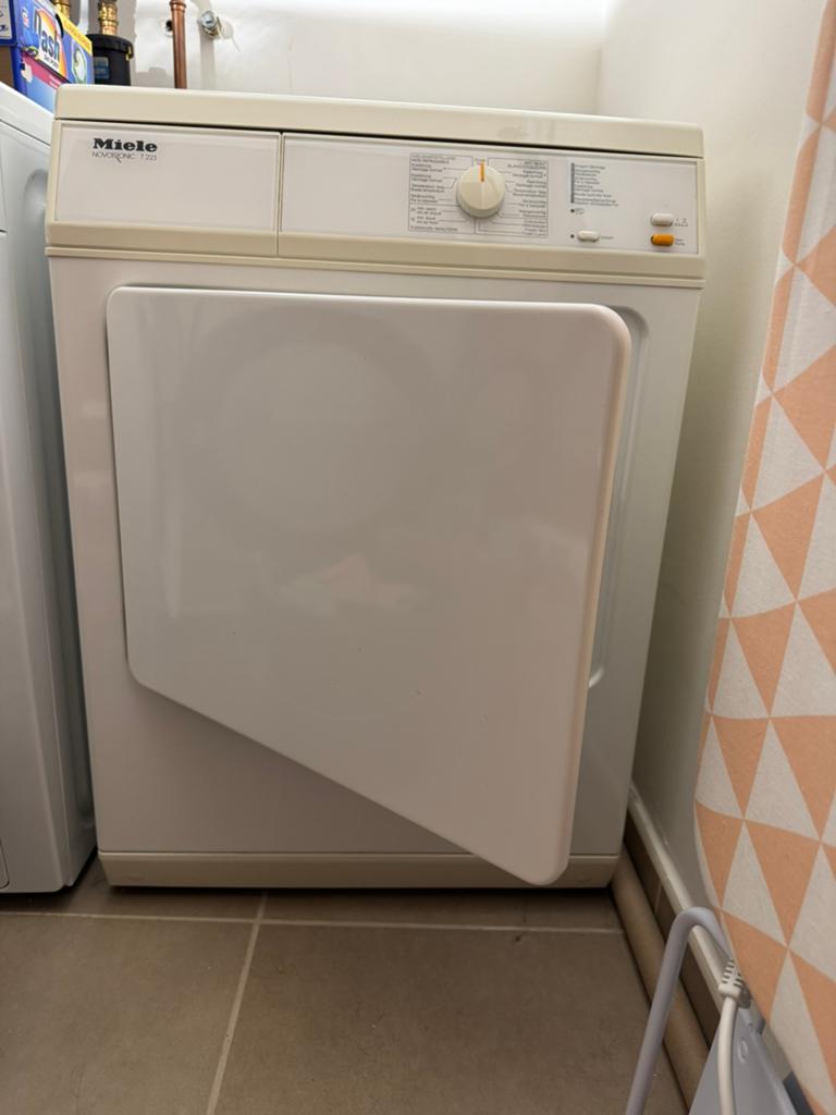 Droogkast Miele Luchtdroger, Electroménager, Sèche-linge, Utilisé, Évacuation d'air, Chargeur frontal, 4 à 6 kg, 85 à 90 cm, Enlèvement