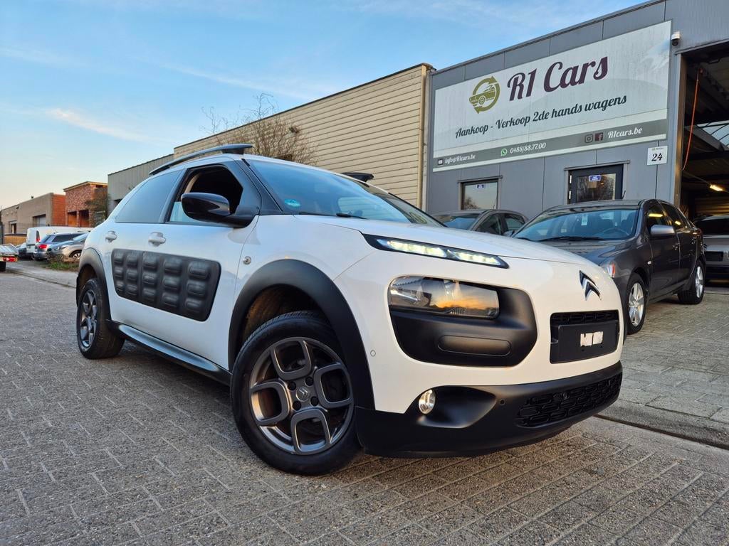 Citroën C4 Cactus 1.2i 2016/100.000km/Navi/Cam/Pdc/Trekhk/OH, Voorwielaandrijving, Stof, Euro 6, 1199 cc