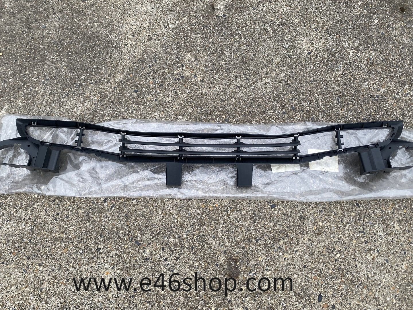 VOOR BUMPER ROOSTER BMW E46 SEDAN TOURING NIEUW OE 511170305, Auto-onderdelen, -, -, Nieuw, Ophalen of Verzenden