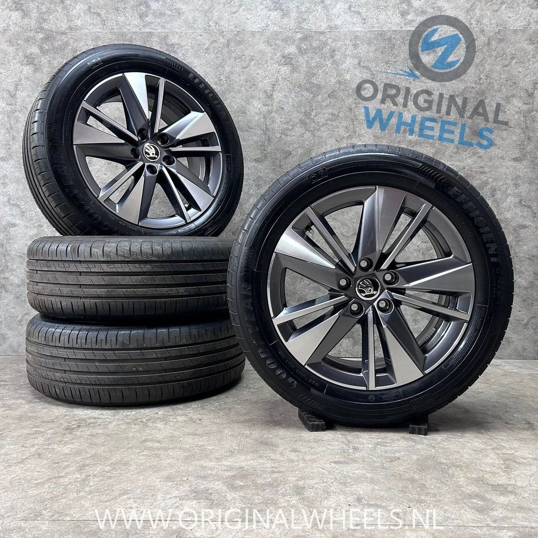 DEMO 17 inch originele velgen + zomerbanden Skoda Karoq, Pneus et Jantes, 215 mm, Véhicule de tourisme, Pneus été