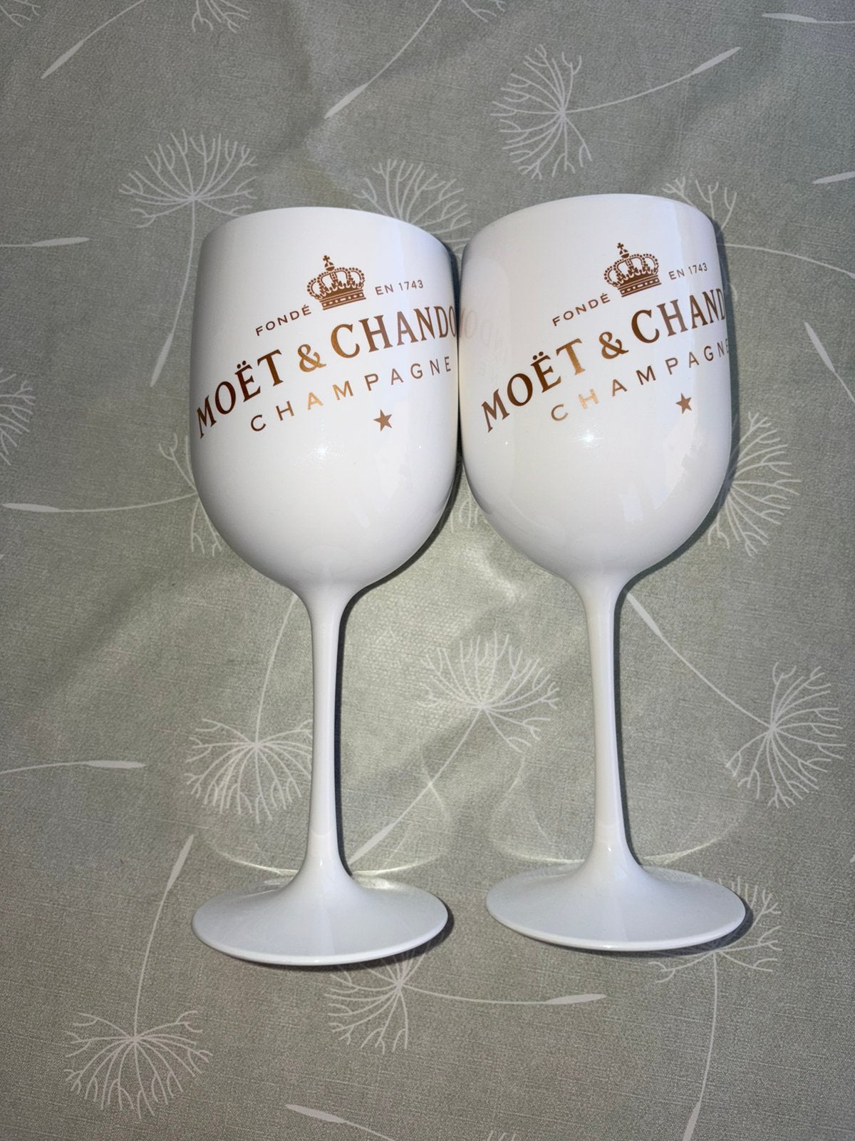 2 plastic champagneglazen Moët & Chandon Ice, Ophalen of Verzenden, Zo goed als nieuw, Overige typen