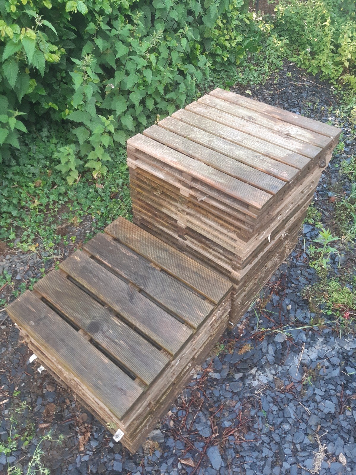 34 dalles 50x50 caillebotis sapin, Jardin & Terrasse, Enlèvement, Utilisé, Bois
