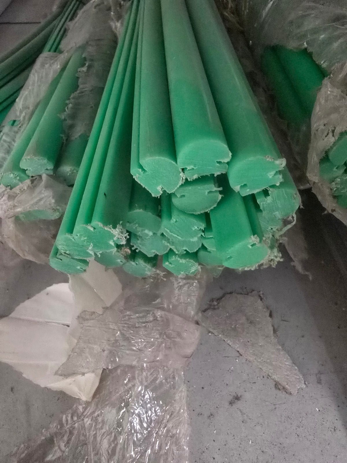 Plastic en Metaal profielen, Doe-het-zelf en Bouw, Metalen, Ophalen, Nieuw, IJzer