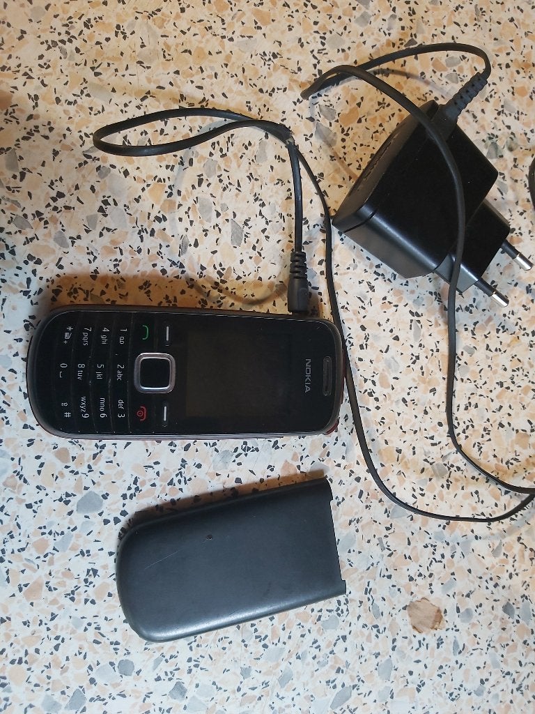 Gsm Nokia 1661-2., Télécoms, Enlèvement ou Envoi, Classique ou Candybar, Clavier physique, Utilisé