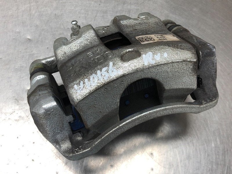 REMKLAUW RECHTS VOOR ABS Kia Stonic (YB) (|RJRP0482|), Gebruikt, Kia