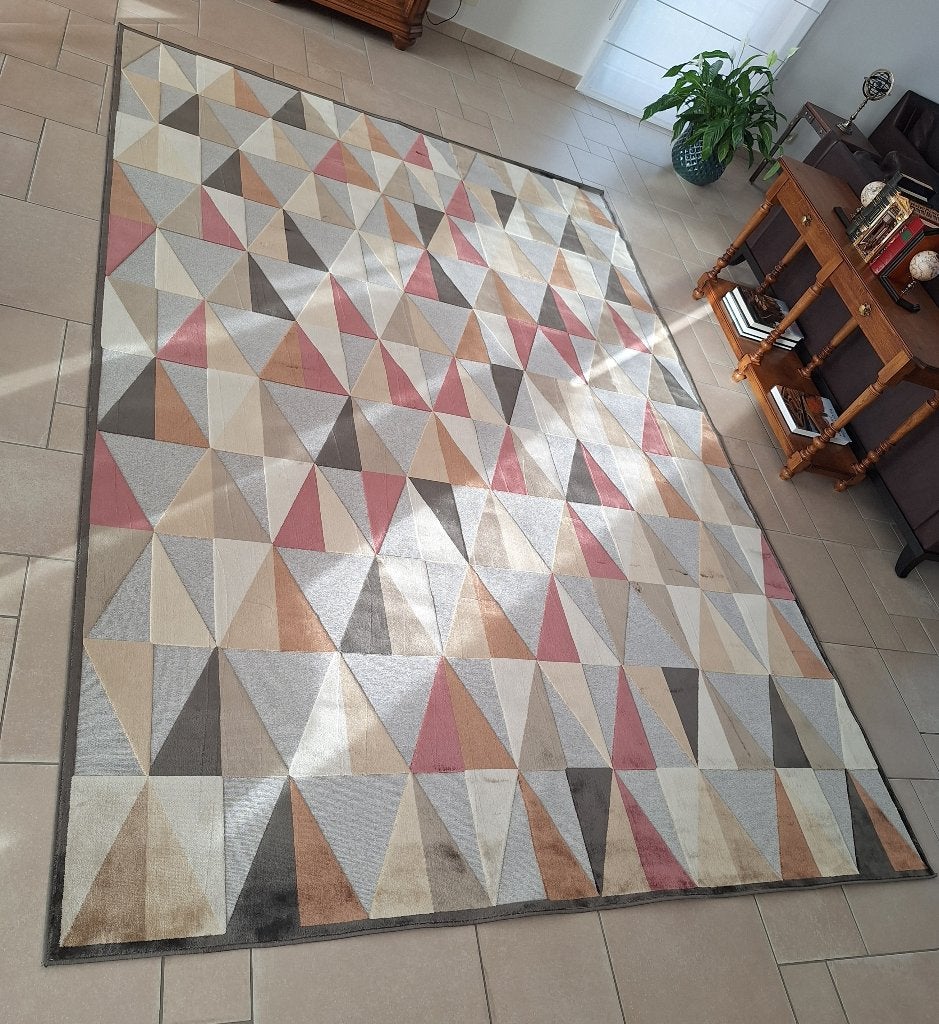 Tapis neuf contemporain motifs géométriques., Neuf, 200 cm ou plus, 200 cm ou plus, Beige