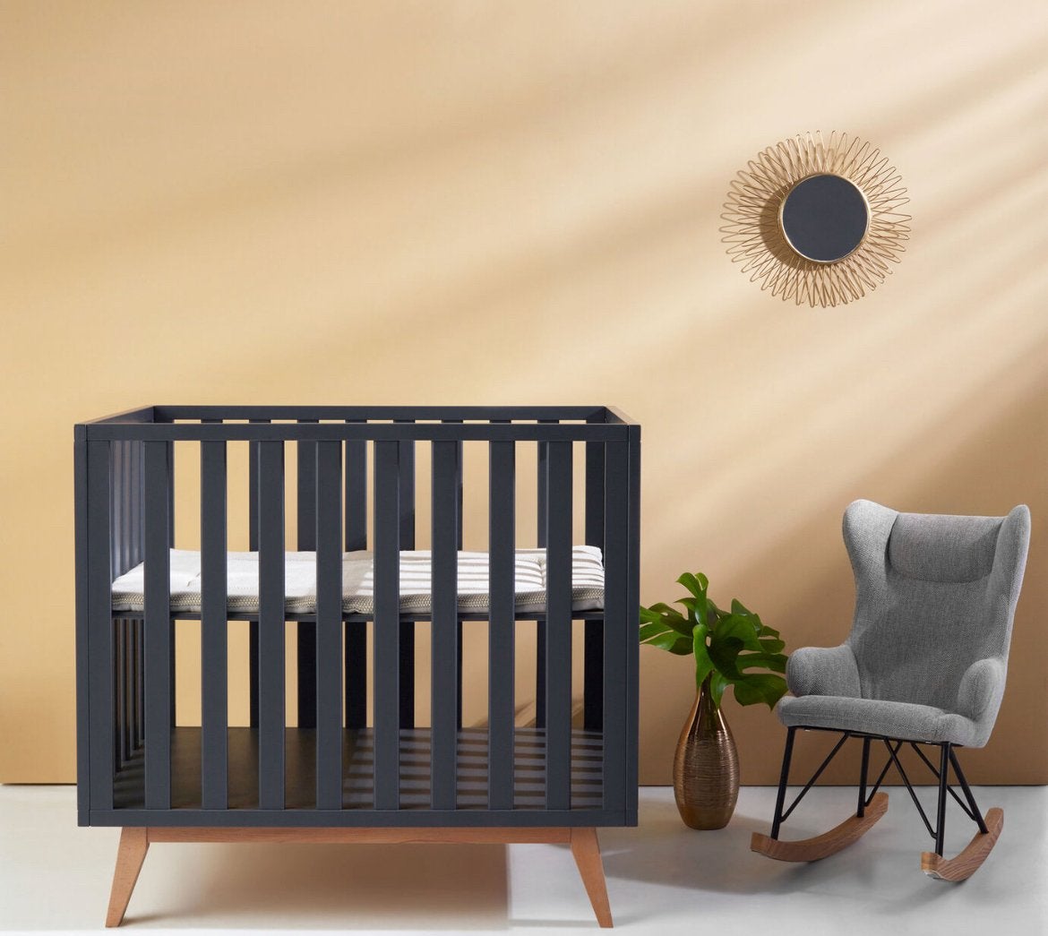 Box/parkje in hoogte verstelbaar Quax met Quax matras, Kinderen en Baby's, Babyparken, Ophalen, Zo goed als nieuw, In hoogte verstelbaar