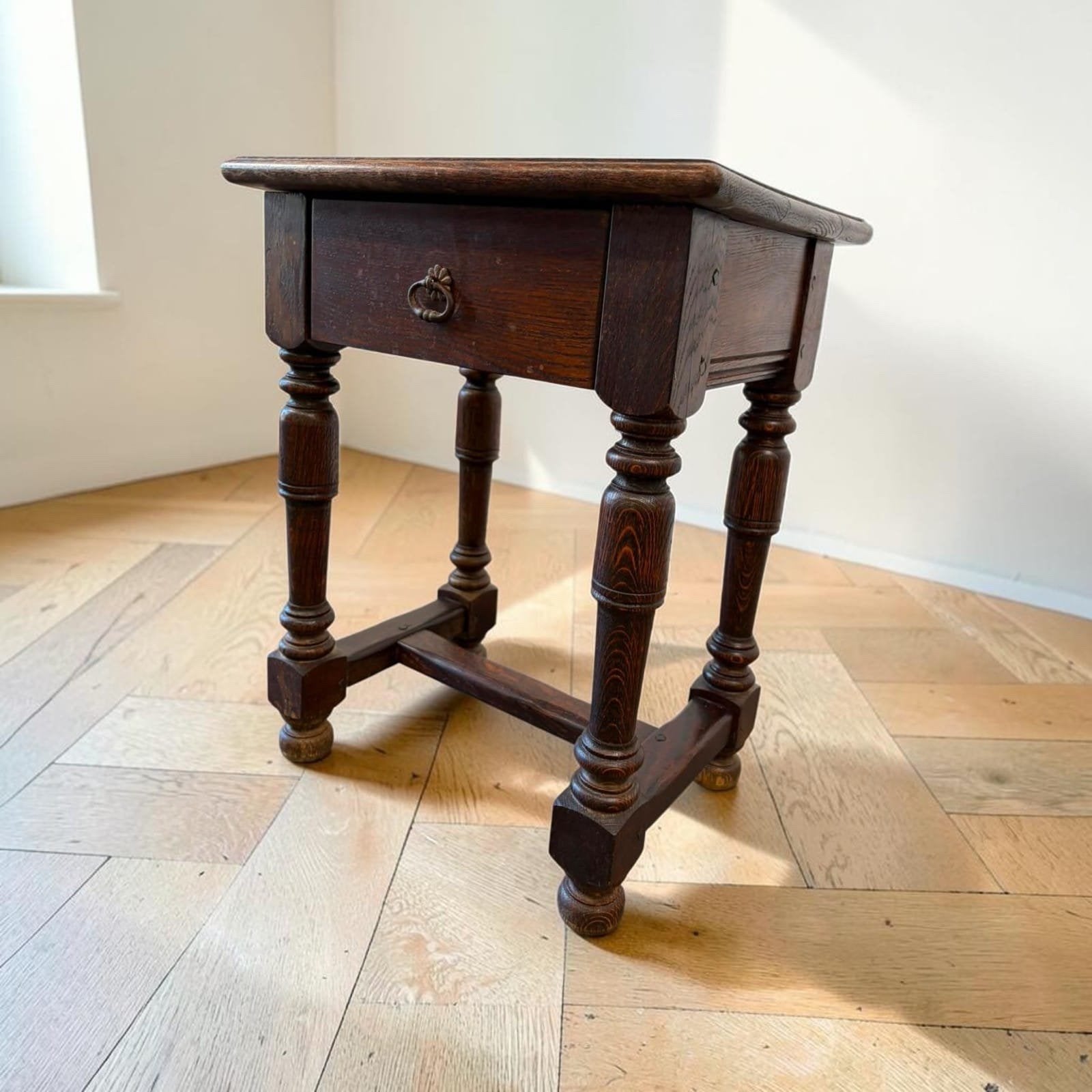 vintage plantentafel / bijzettafel / nachtkastje, Ophalen