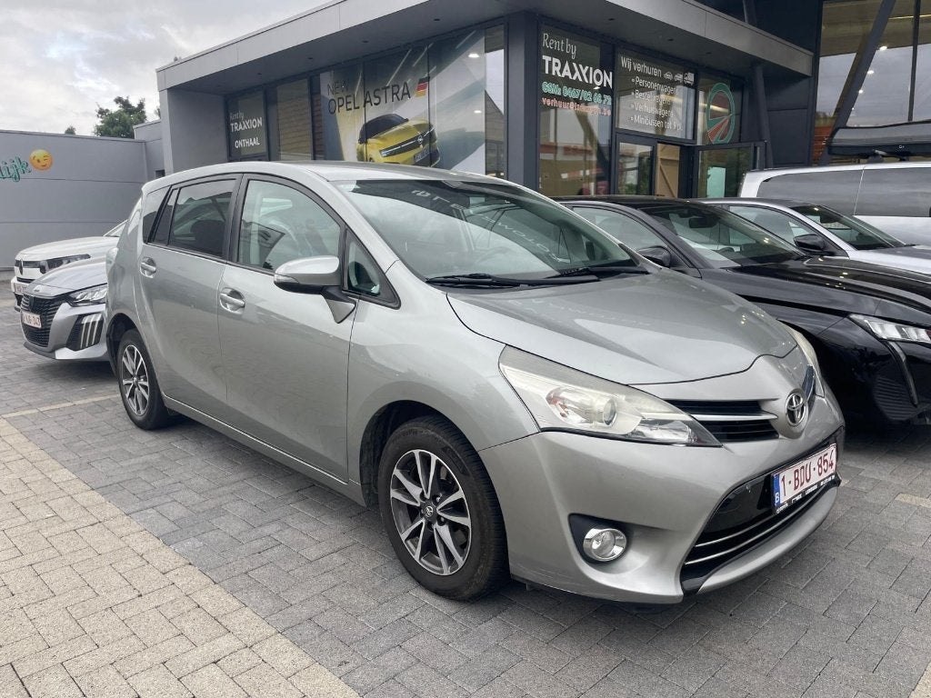 Voiture Toyota d'occasion à vendre, Autos, 7 places, Boîte manuelle, 5 portes, Tissu