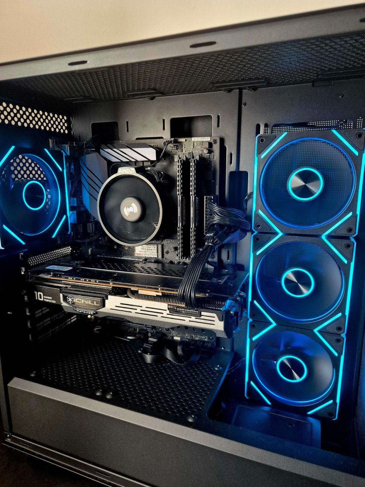 BUDGET Game Pc/GTX 1060 6GB/16GB Ram/ R5 4500/RGB, Ophalen, AMD Ryzen 5, Zo goed als nieuw, Gaming