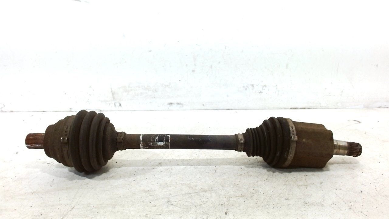 Aandrijfas links voor Volkswagen Jetta, Onderdelen@venauto.nl, Van der Ven Autorecycling B.V., Ettenseweg 76, 4706 PB Roosendaal, The Netherlands