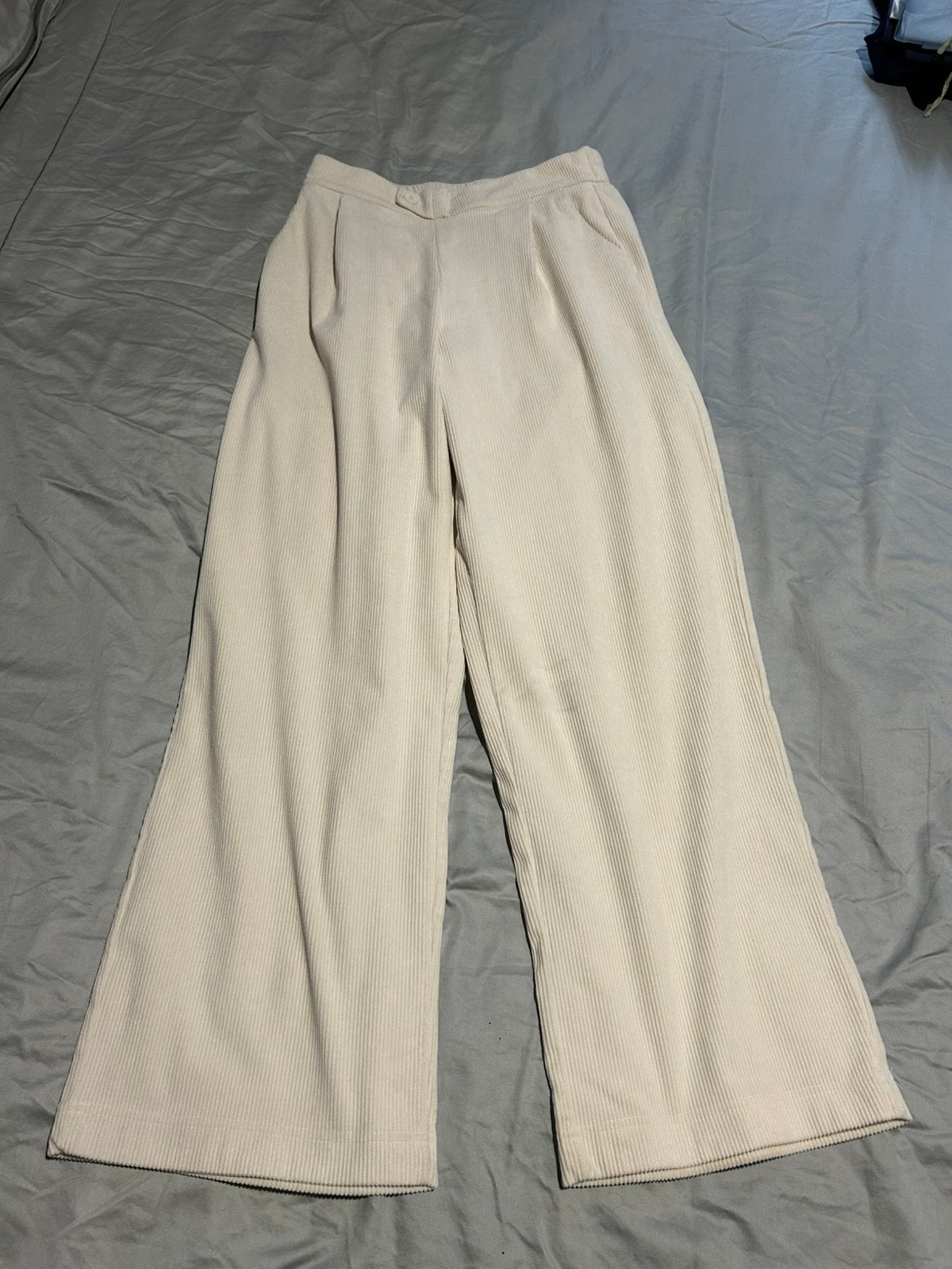 Broek Wijde pijpen-Dames.Perla Bella.L, Wit, Maat 42/44 (L), Ophalen of Verzenden, Zo goed als nieuw