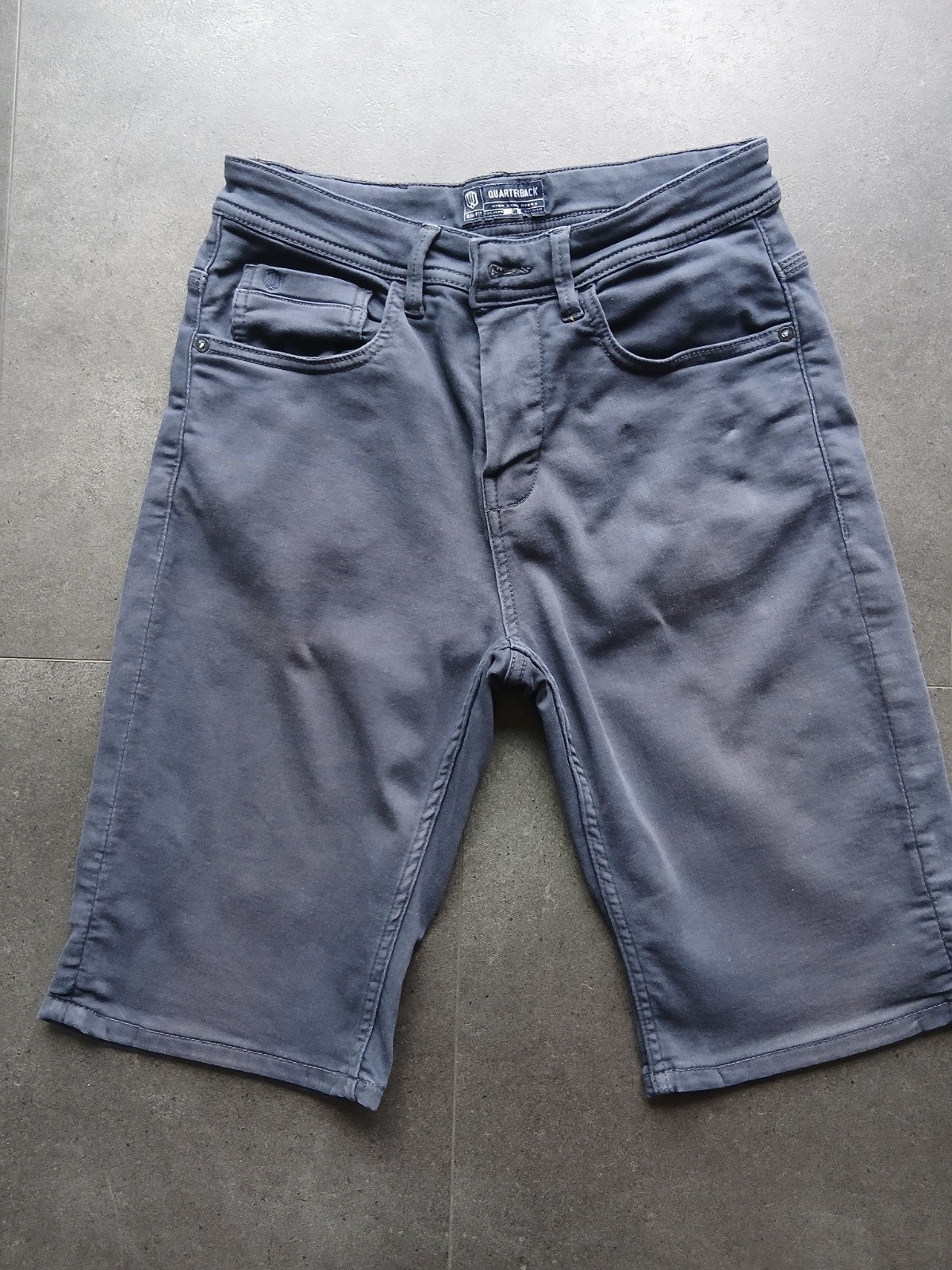 Donkerblauwe short maat 29, Ophalen of Verzenden, Nieuw, Blauw, Quarterback